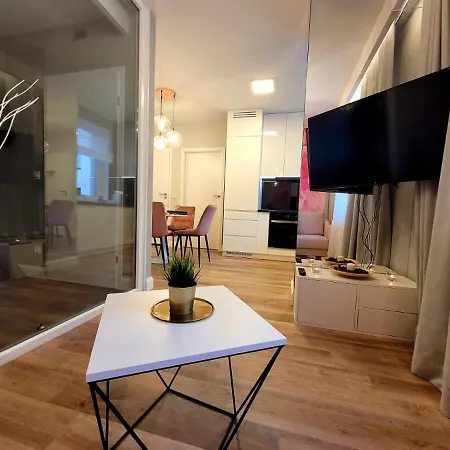 Ferienwohnung Ho!House Legnicka Breslau Exterior foto